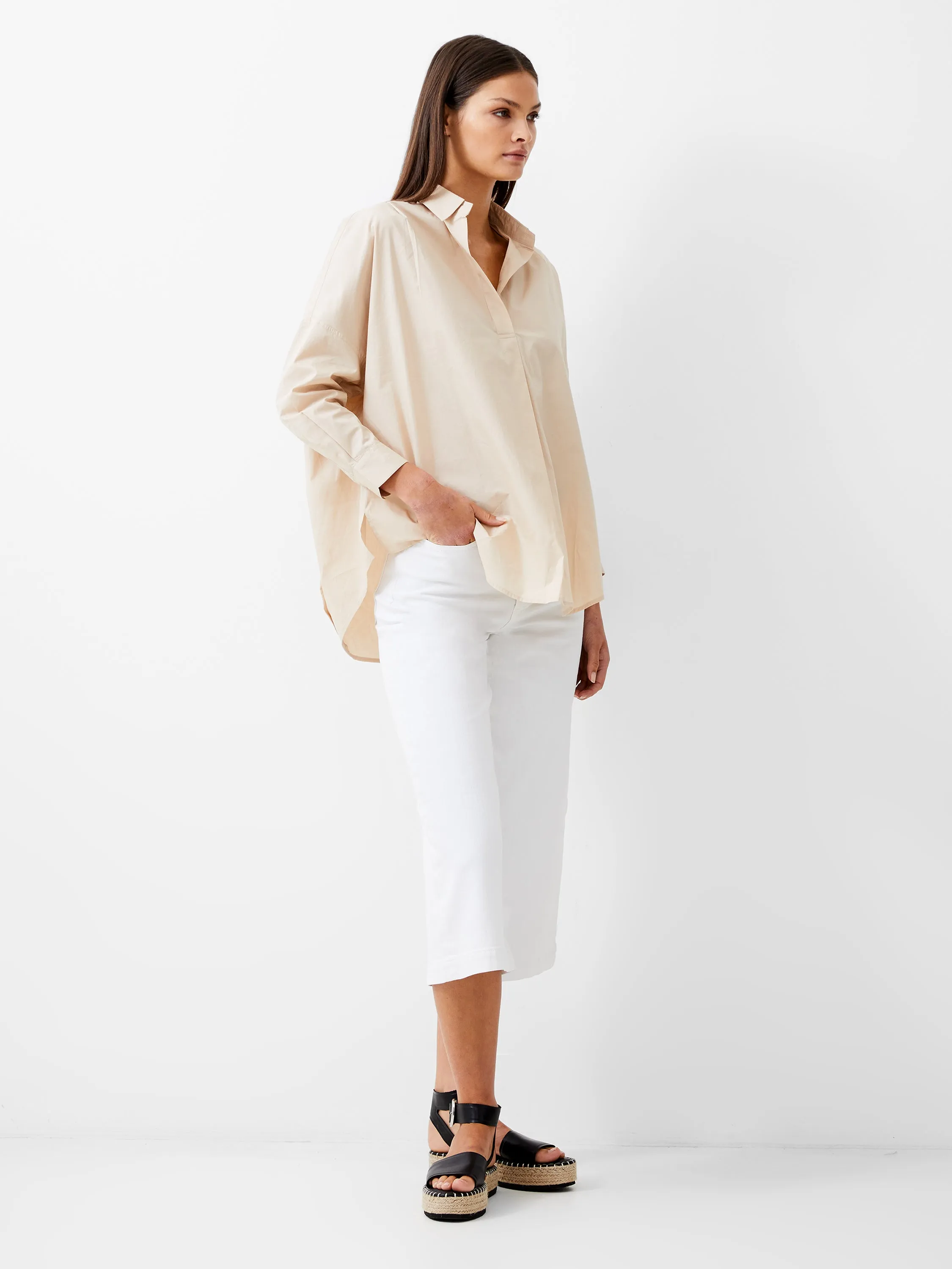 Long Sleeve Vee Collar Poplin Popover Shirt