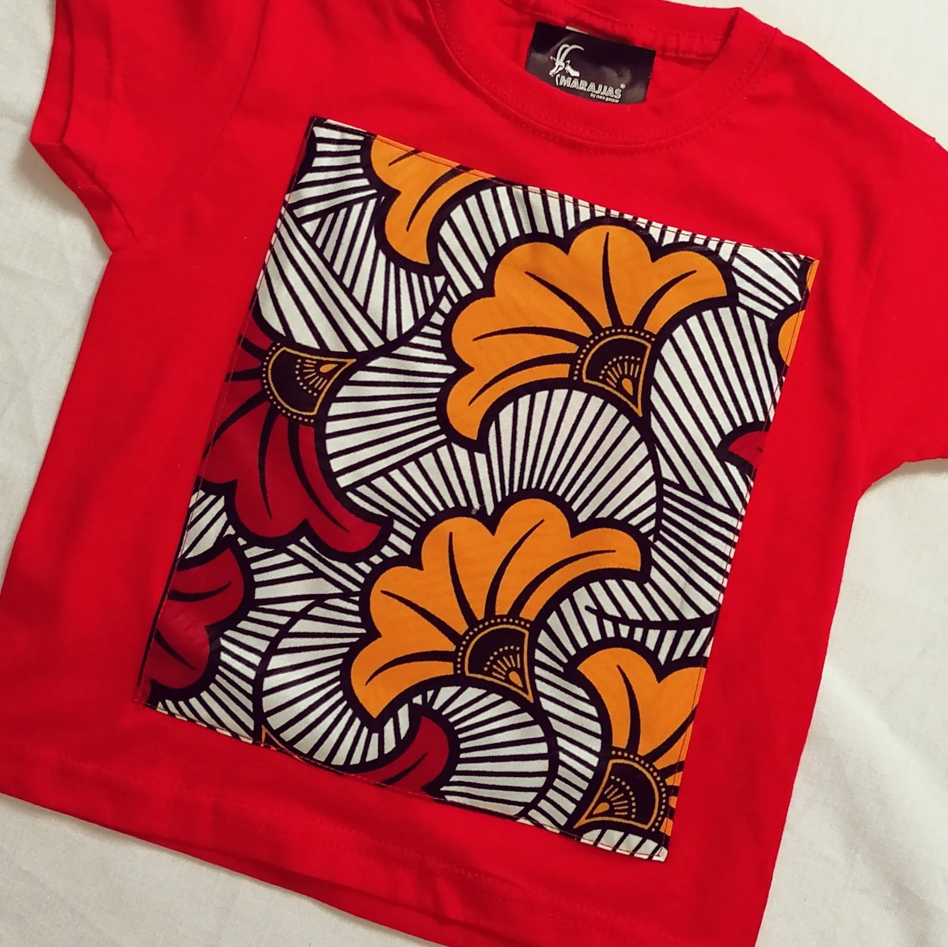 T-shirt in red with Yellow Ankara